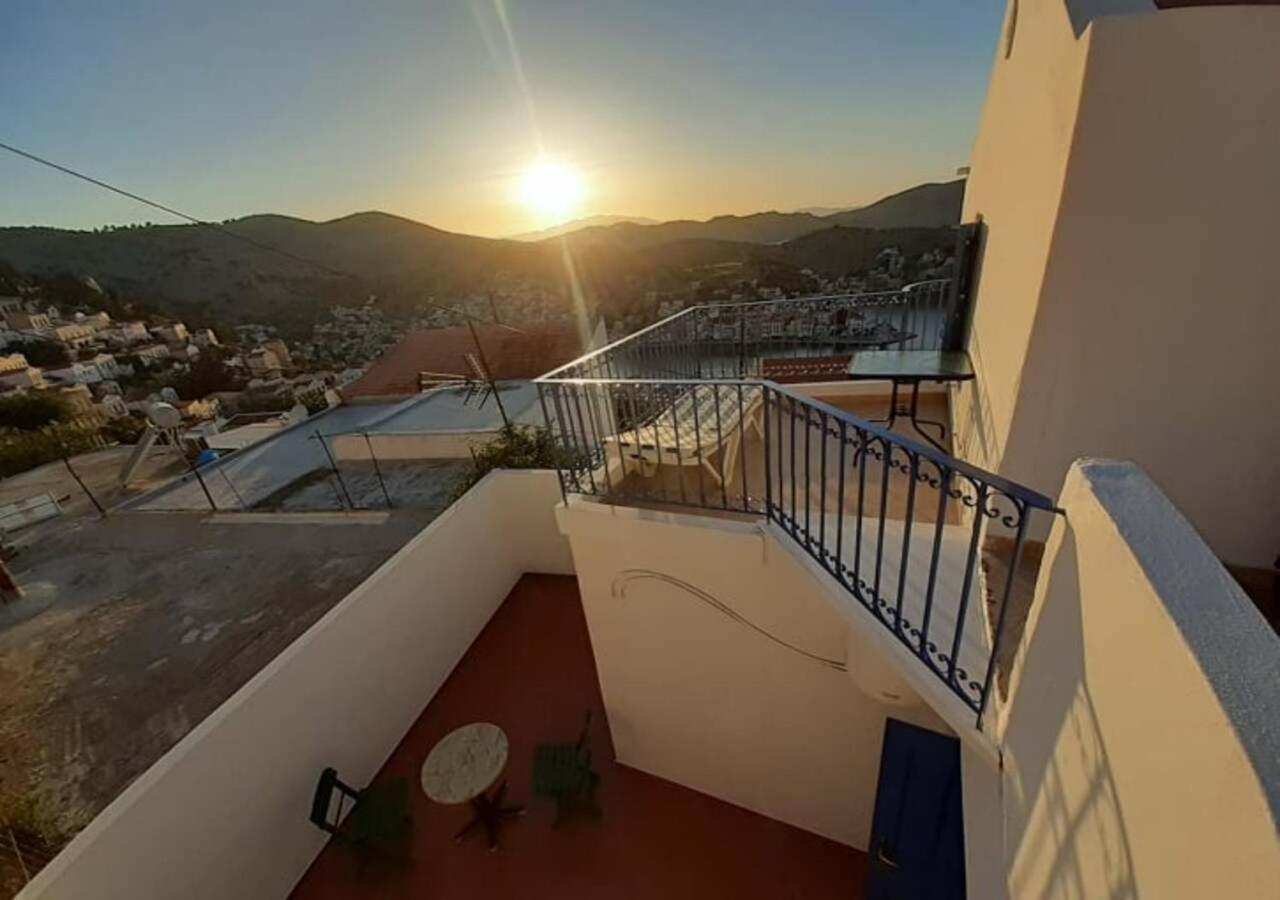 Symi Breeze Villa Exterior foto